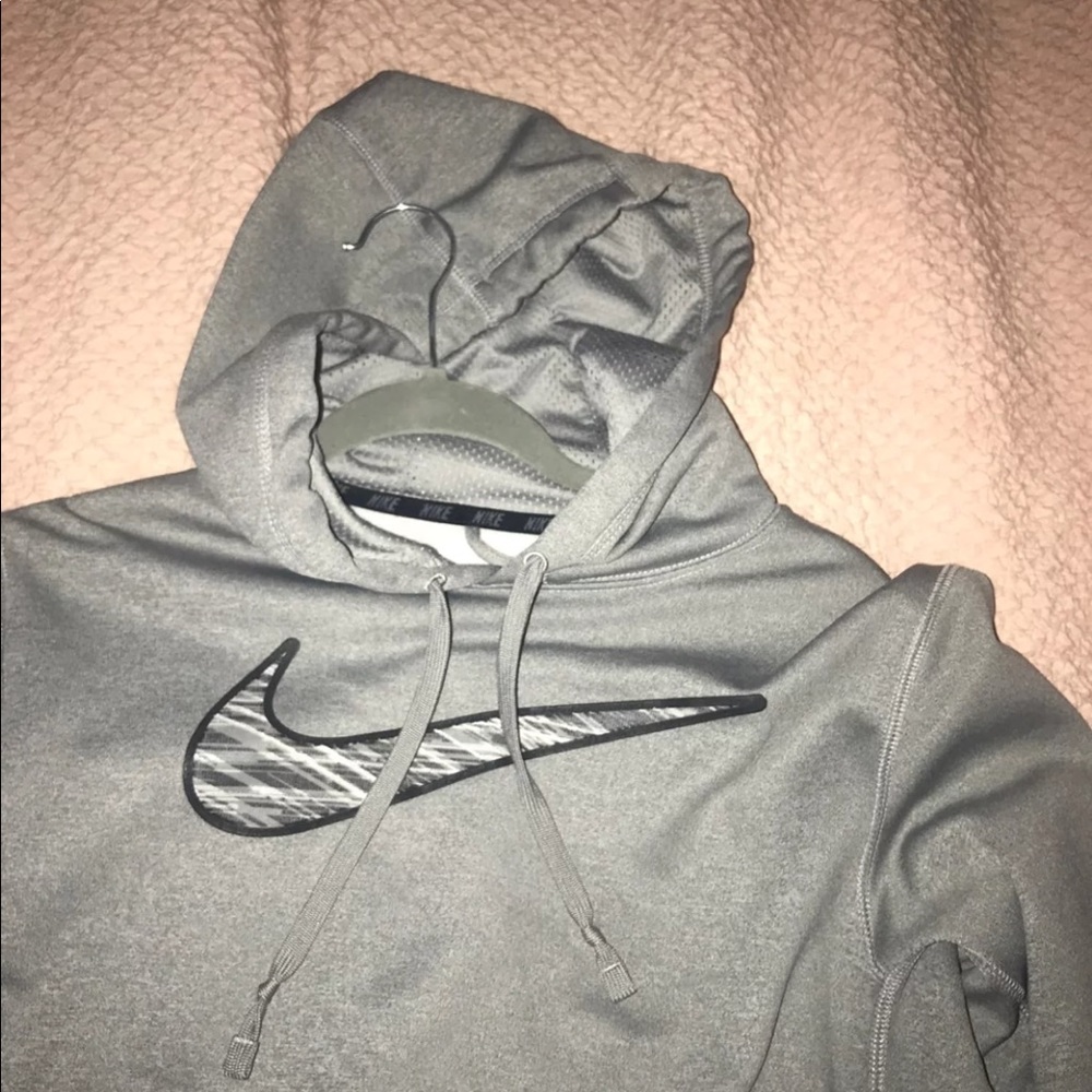 Nike Therma-Fit Hoodie
